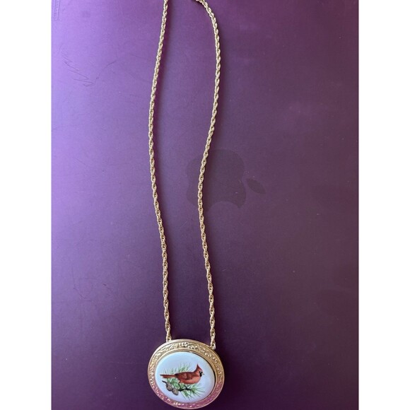 Vintage Signed AVON Crimson Crest The Cardinal Necklace /Pendent / Brooch - Picture 4 of 4